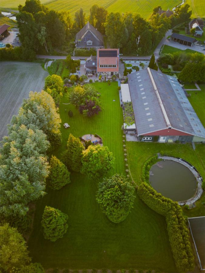 Vakantiehuis Het Voorhuis Op Landgoed Koepeltjesplaats Gaast Dış mekan fotoğraf